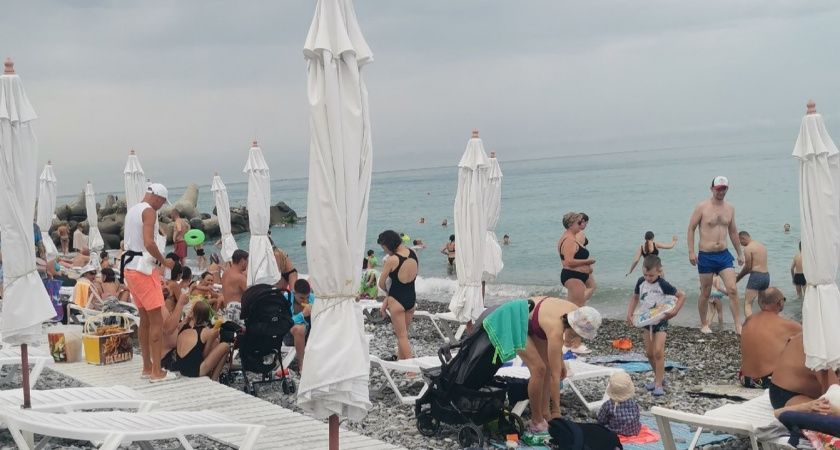 "Местные даже палец в воду не сунут, и дело не в мазуте": озвучена пугающая правда о Черном море "Местные даже палец в воду не сунут, и дело не в мазуте": озвучена пугающая правда о Черном море