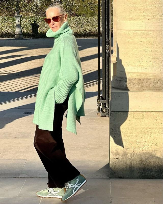     60+:       