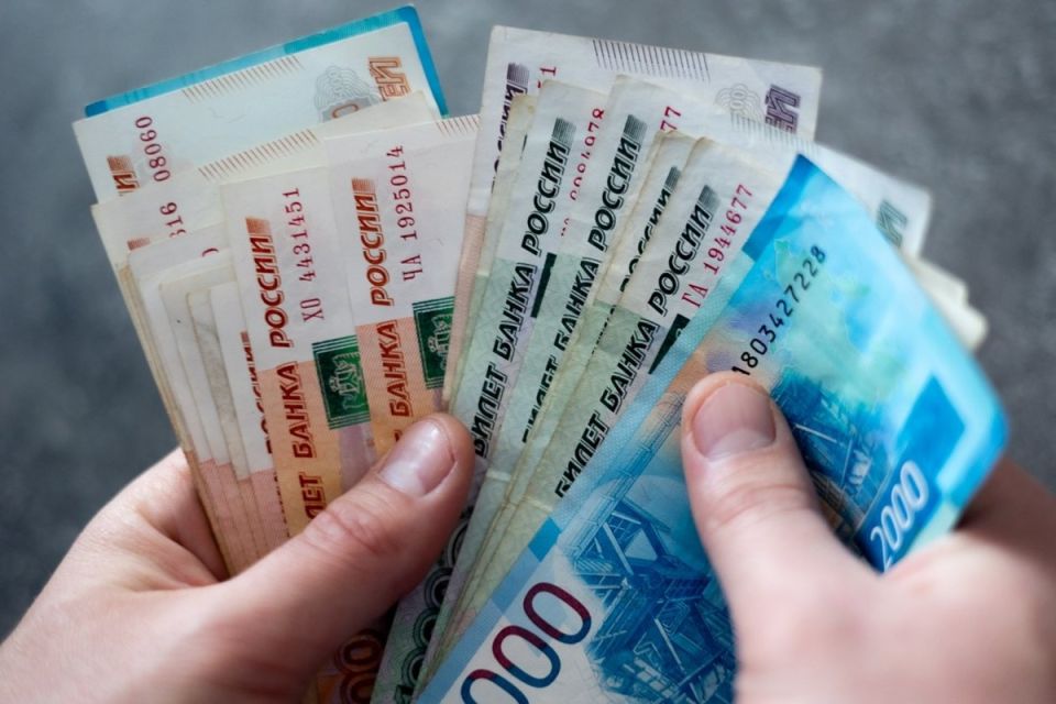 Социальные выплаты в России: грядущие изменения и их влияние на семьи