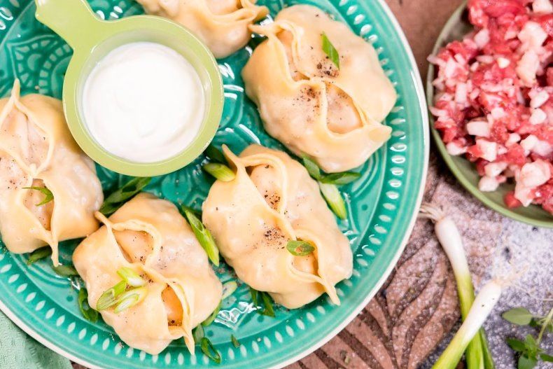 Кораблики для гурманов: манты с бараниной на пару