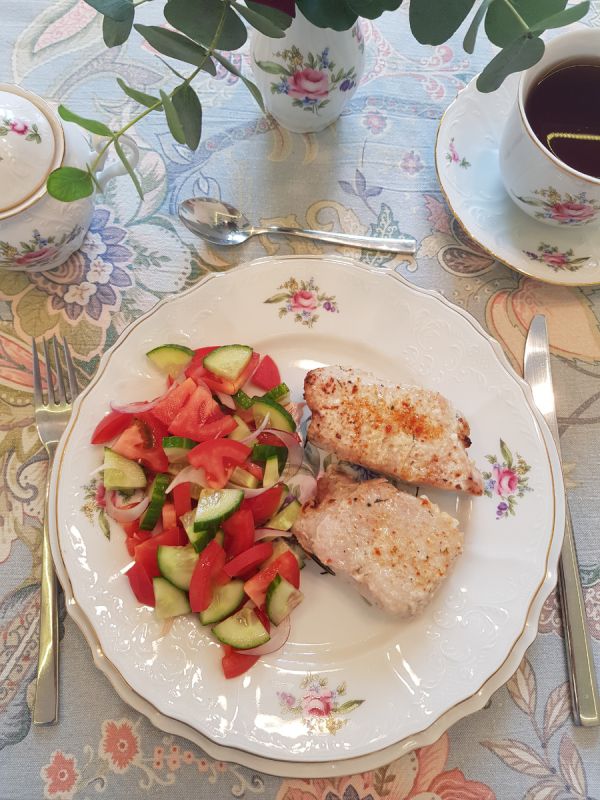 Пряная свинина в духовке: простое блюдо для уютного вечера