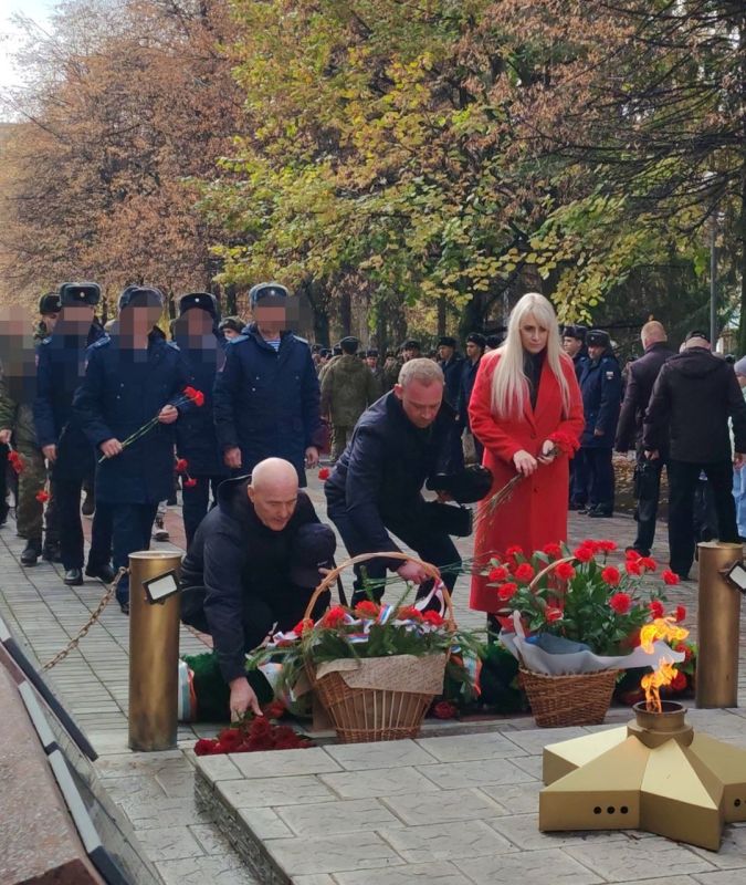  .  3-               -     ...