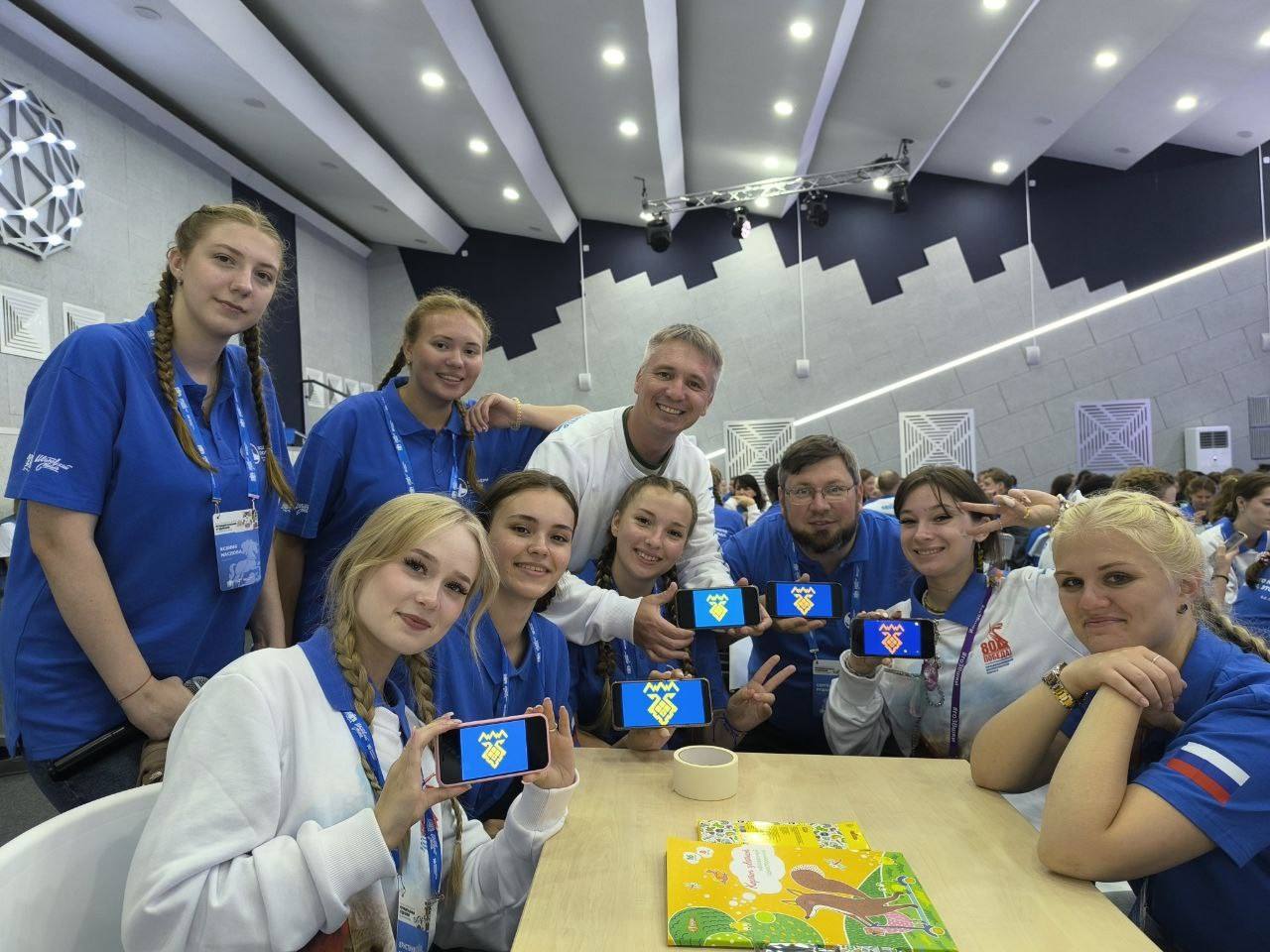 Всеросийскому движению "Волонтёры Победы" - десять лет! Всеросийскому движению "Волонтёры Победы" - десять лет!
