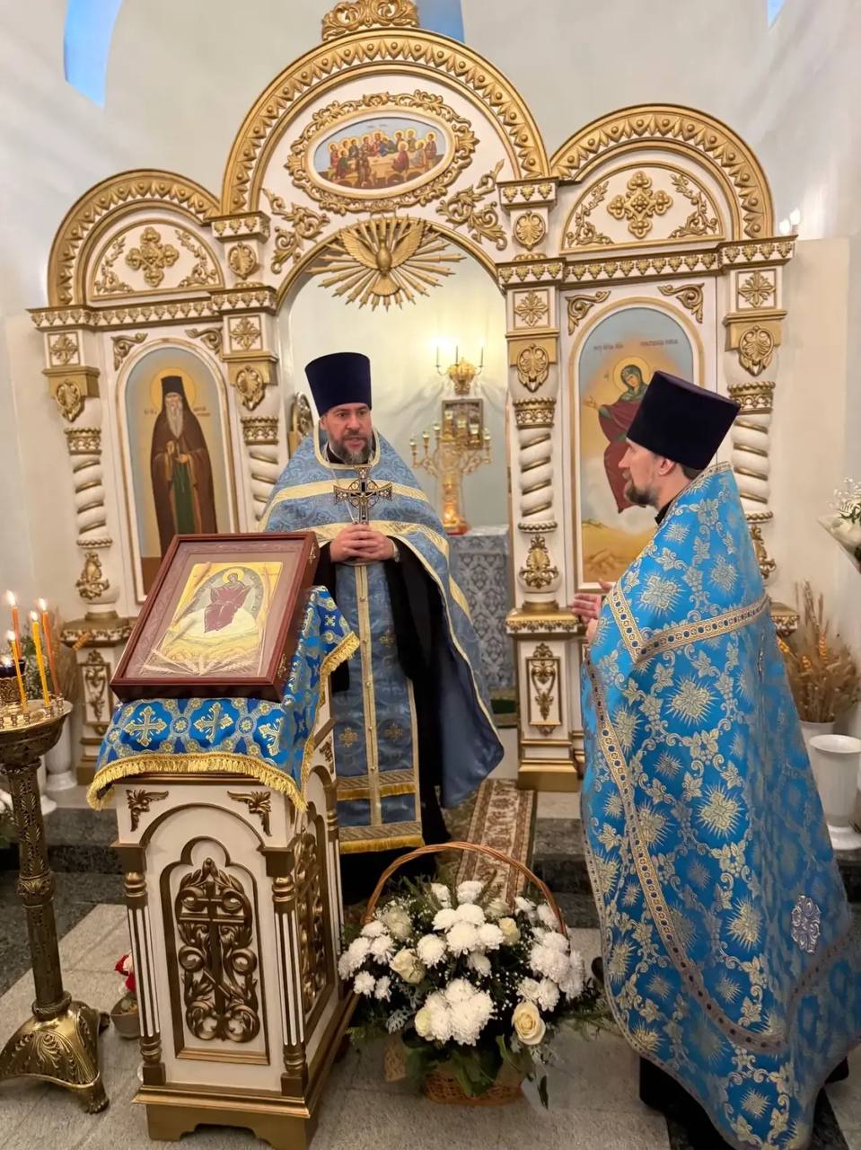 28 октября православные отмечают день иконы Божией Матери «Спорительница хлебов» — образа, который появился в 19 веке и принес надежду на урожай и изобилие 28 октября православные отмечают день иконы Божией Матери «Спорительница хлебов» — образа, который появился в 19 веке и принес надежду на урожай и изобилие