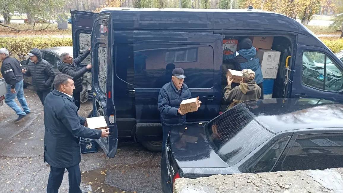 И снова в дорогу!. Из Тольятти в зону проведения специальной военной операции отправился очередной гуманитарный конвой И снова в дорогу!. Из Тольятти в зону проведения специальной военной операции отправился очередной гуманитарный конвой