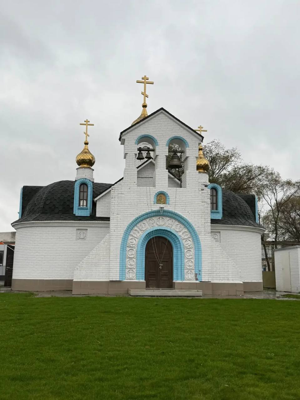 28 октября православные отмечают день иконы Божией Матери «Спорительница хлебов» — образа, который появился в 19 веке и принес надежду на урожай и изобилие