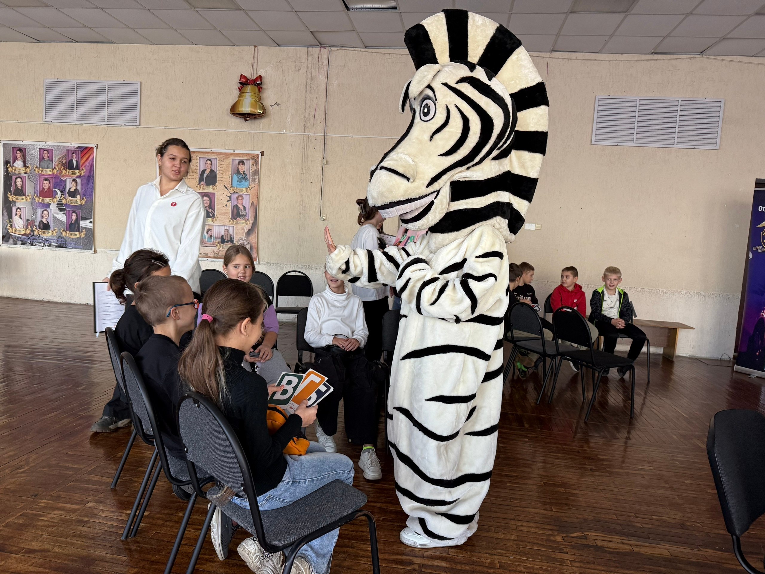 Безопасность на дорогах — наш приоритет! Безопасность на дорогах — наш приоритет!