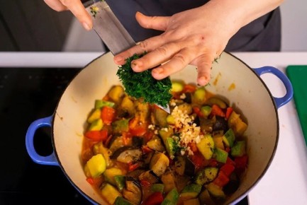 Овощное рагу: отличный способ утолить голод и зарядиться витаминами