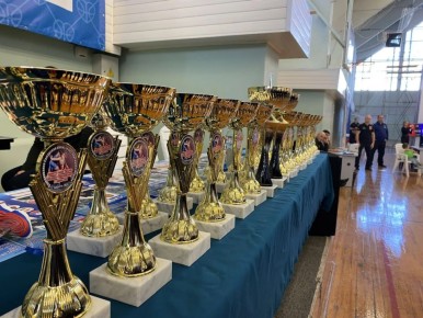 Чтобы помнили.... В спортивном комплексе «Акробат» прошло торжественное открытие соревнований Самарской области по вольной борьбе среди мальчиков и девочек 12-13 лет, посвященных памяти Героя России Андрея Соколовского и...