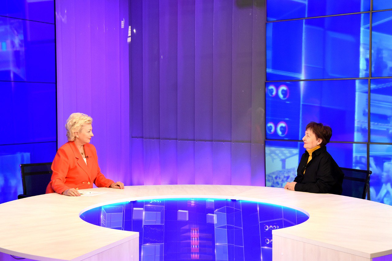 «Для нас это 34-й сезон. Мы живём, развиваемся и предлагаем городу обширную красочную палитру концертов» «Для нас это 34-й сезон. Мы живём, развиваемся и предлагаем городу обширную красочную палитру концертов»