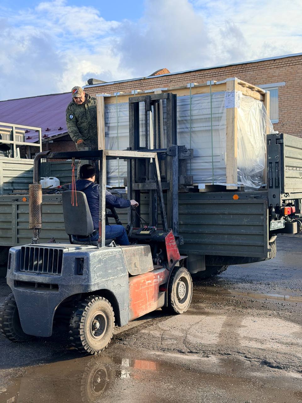 Илья Сухих: Продолжаем помогать дополнительным обеспечением нашим парням на передовой Илья Сухих: Продолжаем помогать дополнительным обеспечением нашим парням на передовой