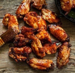 Как приготовить куриные крылышки в аппетитном соусе барбекю