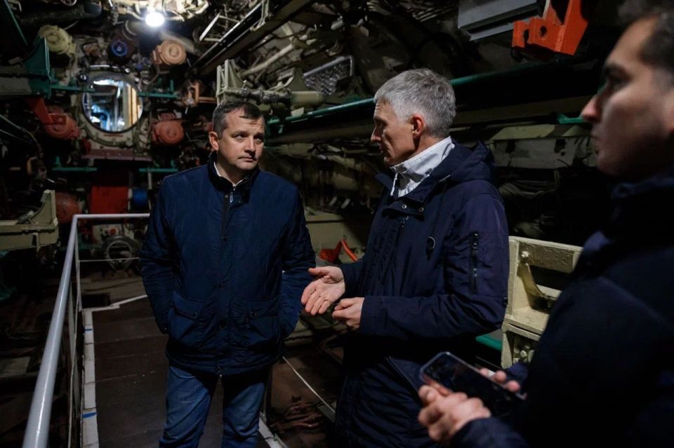 Интересно и современно. Вчера Тольятти посетили министр молодежной политики Самарской области Владимир Усов и известный блогер из Владимира Артем Ратников, который приехал в Самарскую область, чтобы рассказать своим... Интересно и современно. Вчера Тольятти посетили министр молодежной политики Самарской области Владимир Усов и известный блогер из Владимира Артем Ратников, который приехал в Самарскую область, чтобы рассказать своим...