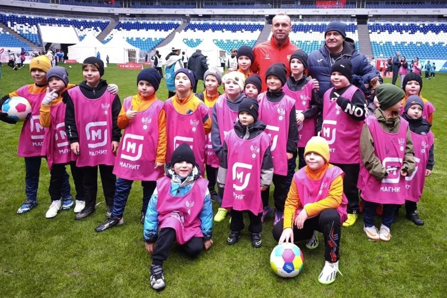 Эмоции, которые останутся с юными футболистами на всю жизнь! Эмоции, которые останутся с юными футболистами на всю жизнь!