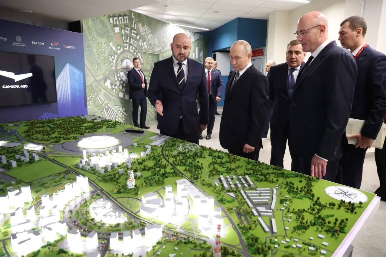 «Вчера в ходе рабочего визита Владимира Владимировича Путина в Самару доложил ему о реализации проекта нового района Самары «Беспилотный» - написал глава региона в своем канале в MAХ