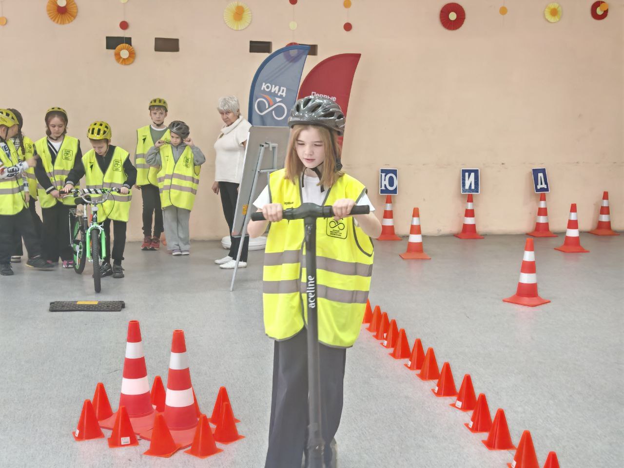 С 15 октября по 5 ноября ТЛТ Центром по профилактике ДДТТ МБОУ ДО «Планета» при поддержке департамента образования в сотрудничестве с Госавтоинспекцией г.о. Тольятти реализовывался федеральный проект «Школа «Безопасность в... С 15 октября по 5 ноября ТЛТ Центром по профилактике ДДТТ МБОУ ДО «Планета» при поддержке департамента образования в сотрудничестве с Госавтоинспекцией г.о. Тольятти реализовывался федеральный проект «Школа «Безопасность в...