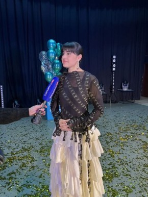       &quot;&quot;    ,         &quot;&quot;