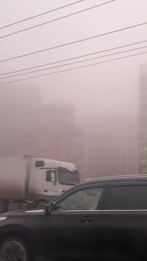 Город в тумане - будто в мягком облаке!