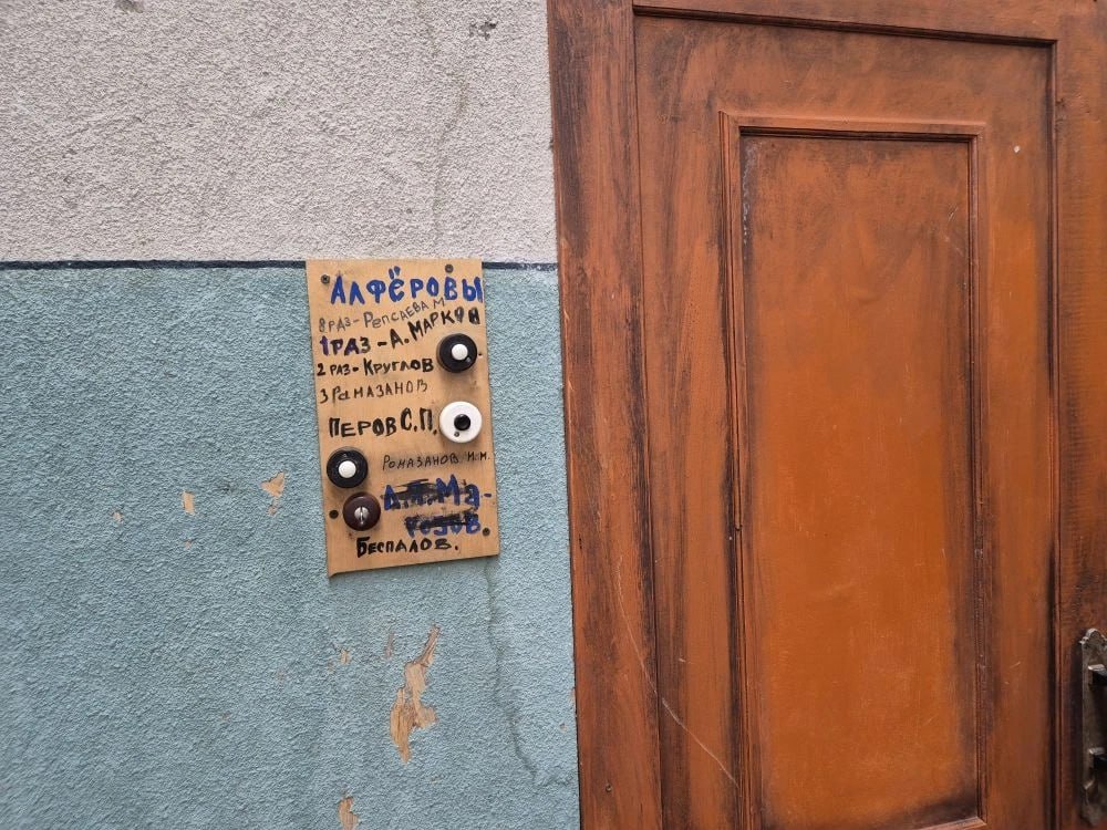 Прямо сейчас лауреаты фестиваля молодежной журналистики «Свой взгляд» на экскурсии по территории паровозного депо в парковом комплексе истории техники им. К.Г. Сахарова Прямо сейчас лауреаты фестиваля молодежной журналистики «Свой взгляд» на экскурсии по территории паровозного депо в парковом комплексе истории техники им. К.Г. Сахарова