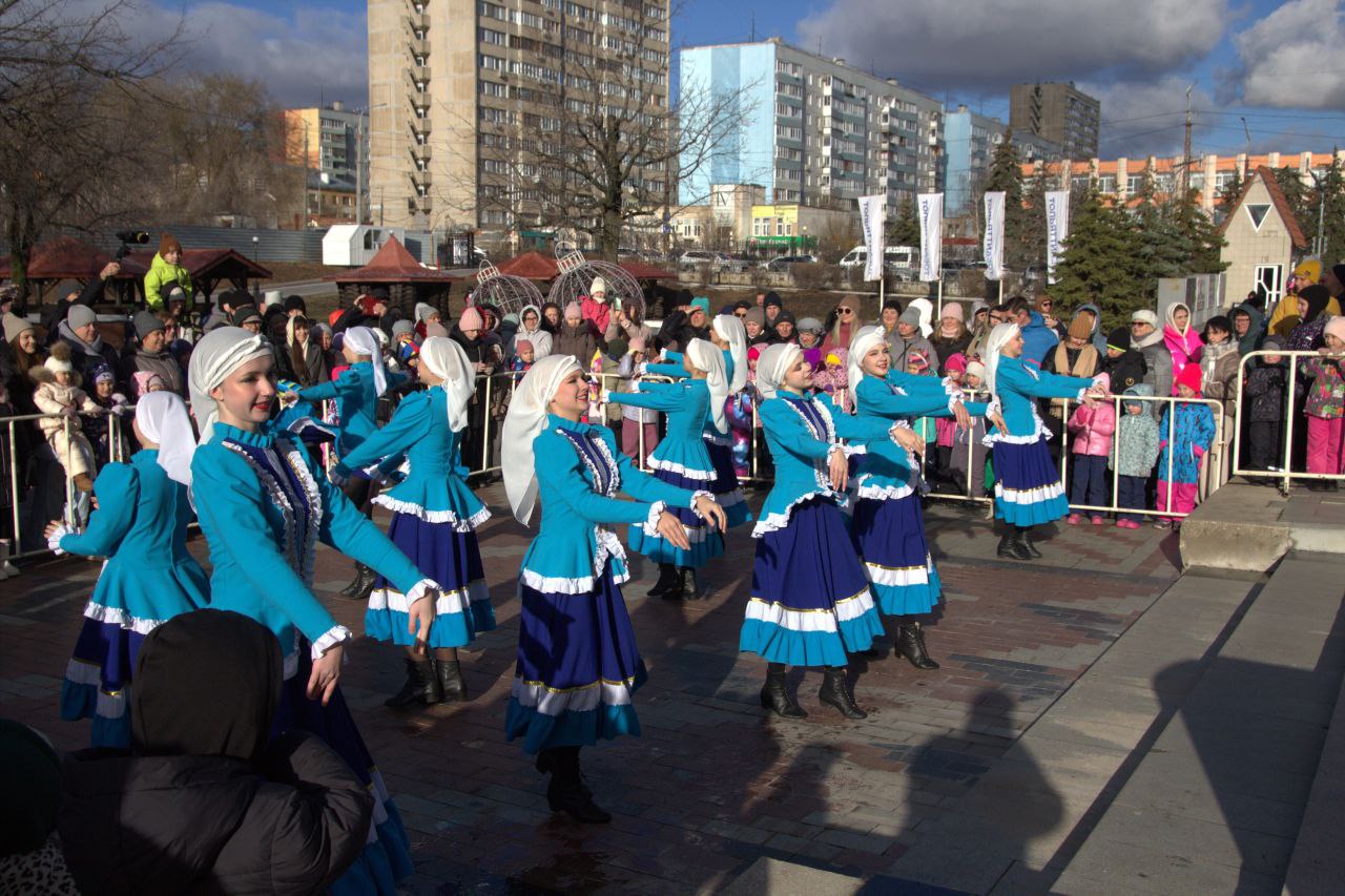 В Тольятти отметили День рождения Деда Мороза В Тольятти отметили День рождения Деда Мороза