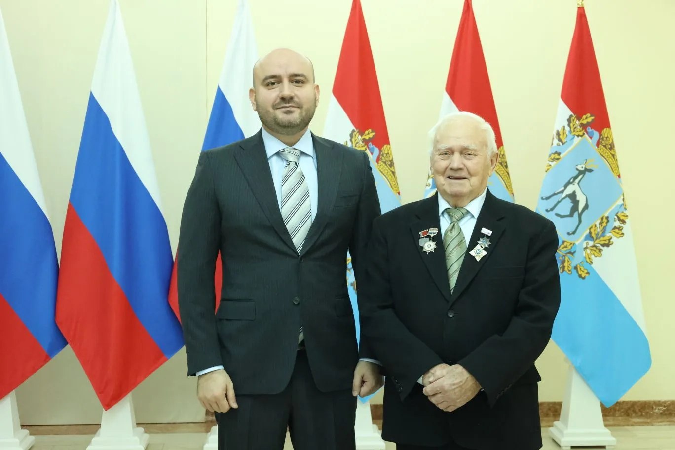 Вячеслав Федорищев вручил государственные награды жителям Самарской области, которые посвятили свою жизнь служению обществу и помощи людям Вячеслав Федорищев вручил государственные награды жителям Самарской области, которые посвятили свою жизнь служению обществу и помощи людям