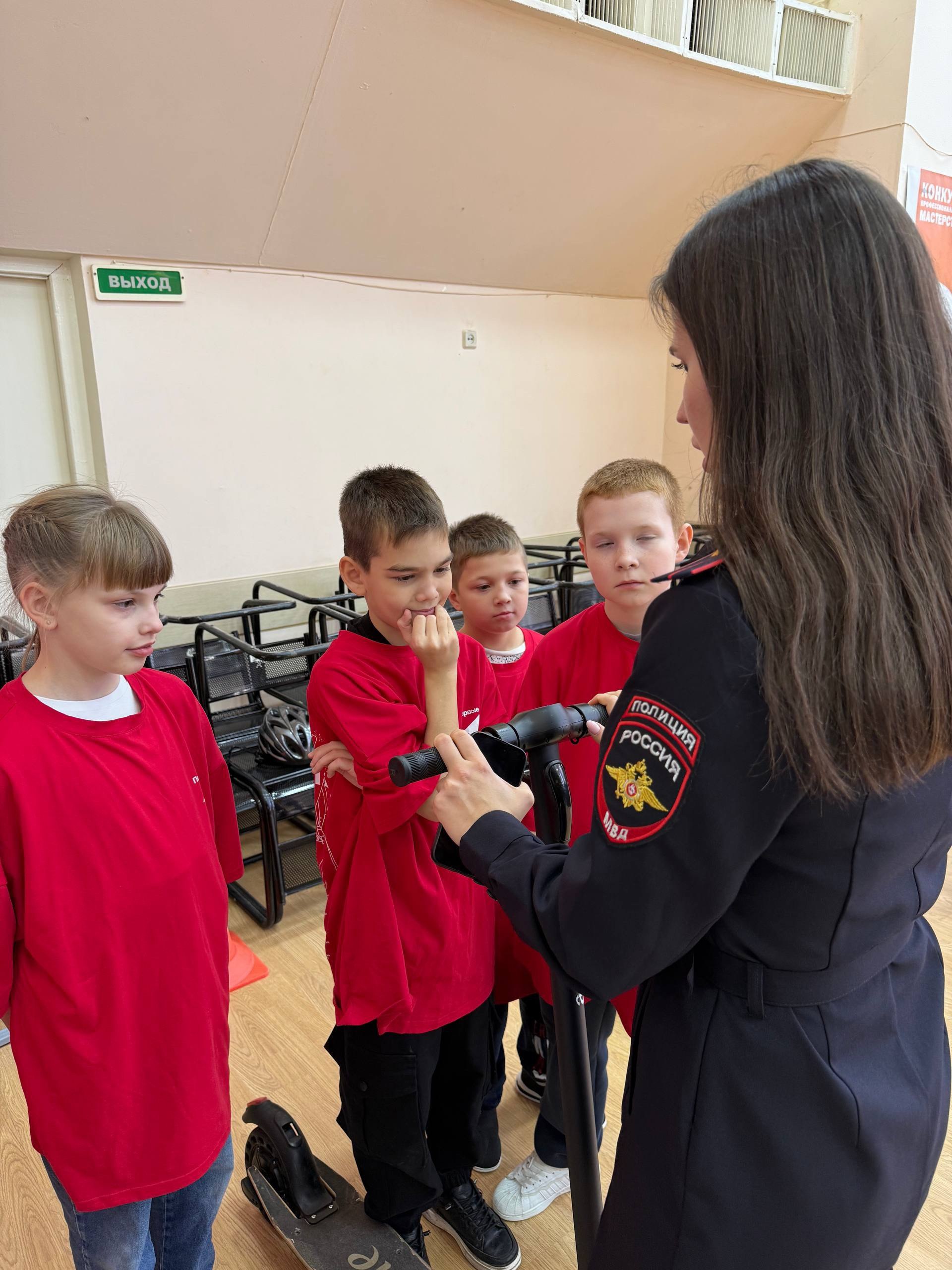 В Тольятти продолжается реализация федерального проекта «Школа: Безопасность в движении», направленного на формирование у подрастающего поколения культуры безопасного поведения на дороге В Тольятти продолжается реализация федерального проекта «Школа: Безопасность в движении», направленного на формирование у подрастающего поколения культуры безопасного поведения на дороге