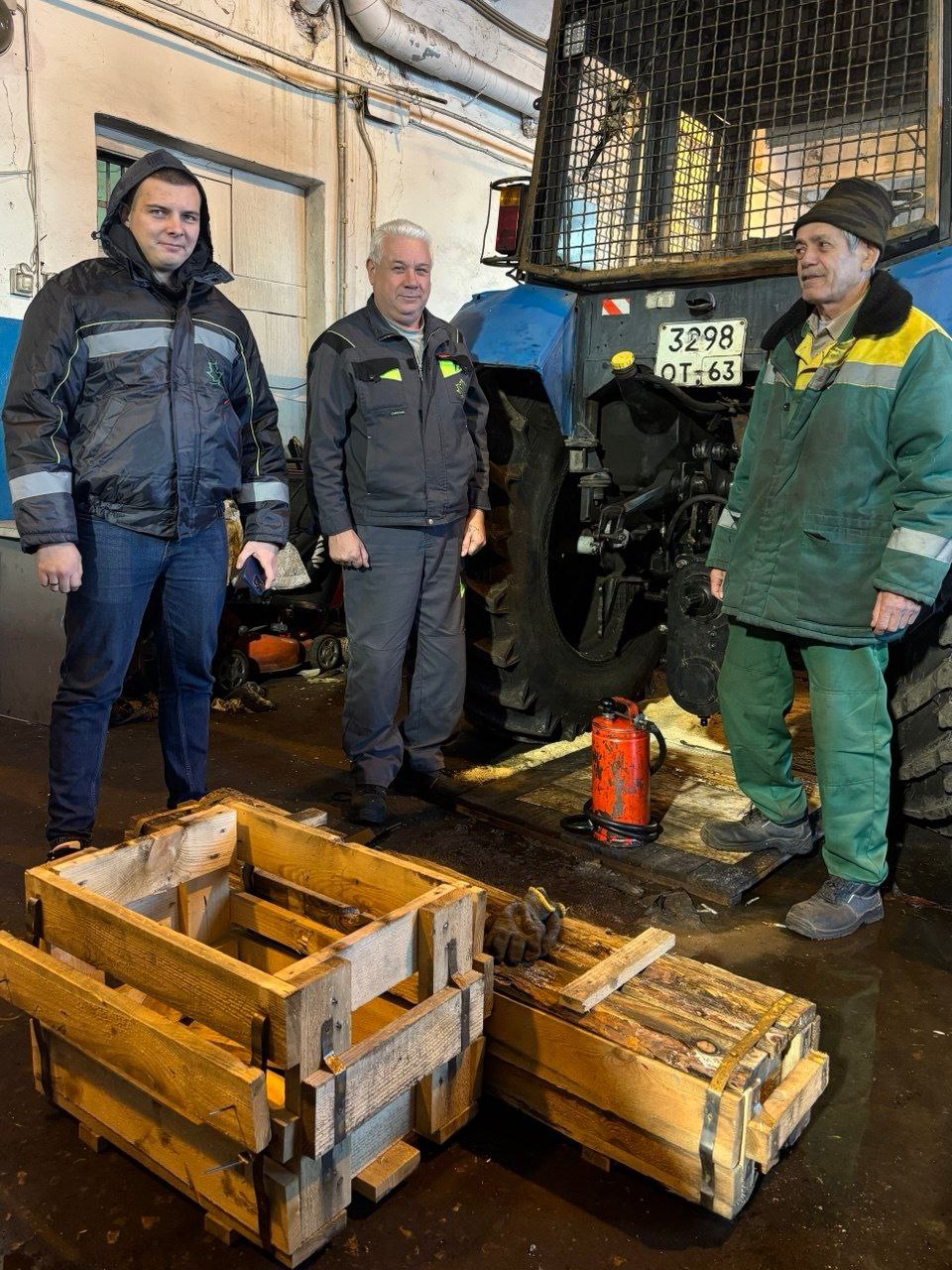 Спецтехника МБУ «Зеленстрой» под чутким присмотром! Спецтехника МБУ «Зеленстрой» под чутким присмотром!