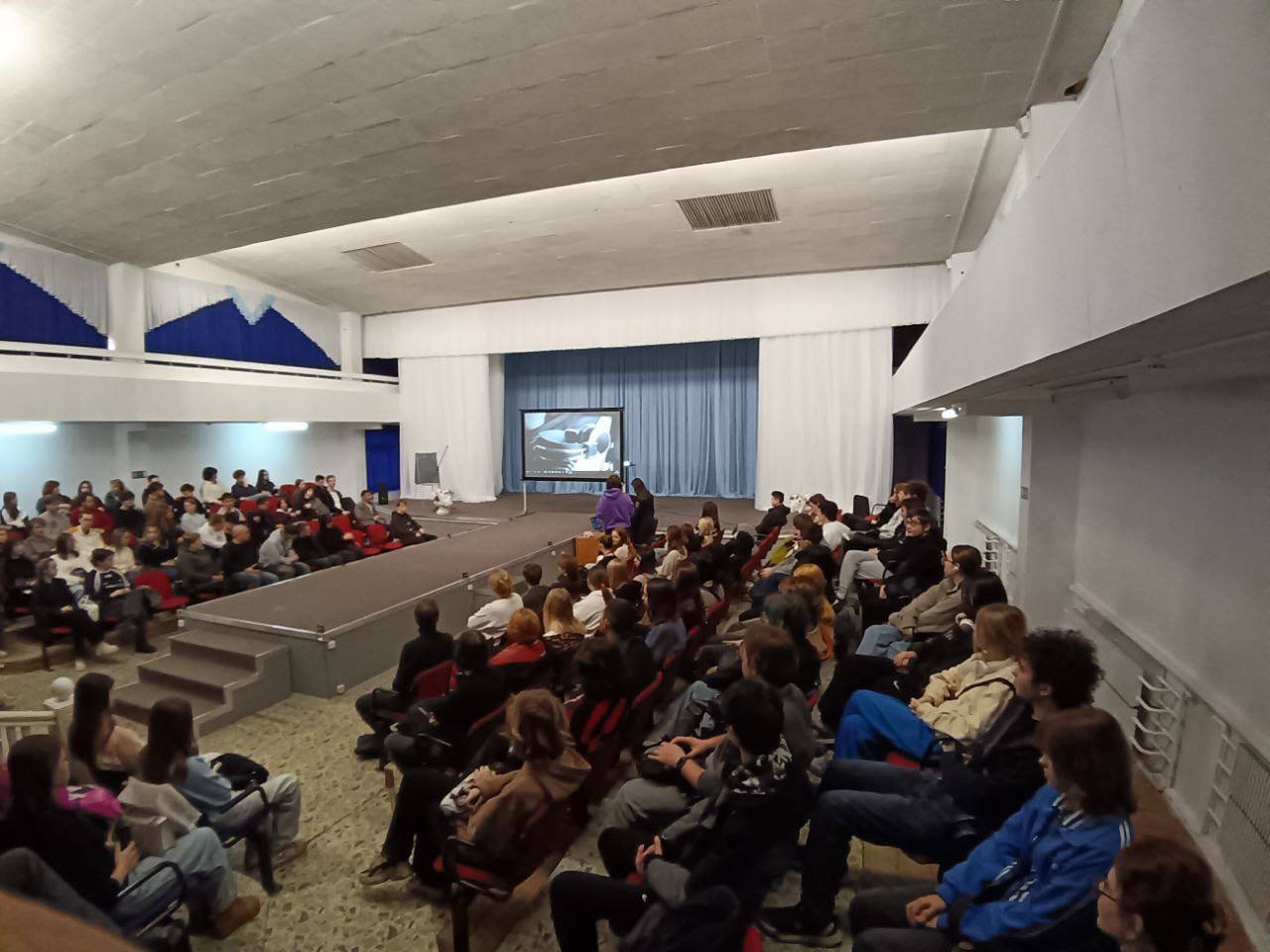 Сотрудники #ГосавтоинспекцииТольятти продолжают активную работу по профилактике дорожно-транспортного травматизма