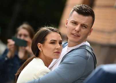 Блогера Лерчек оставили под домашним арестом еще на полгода