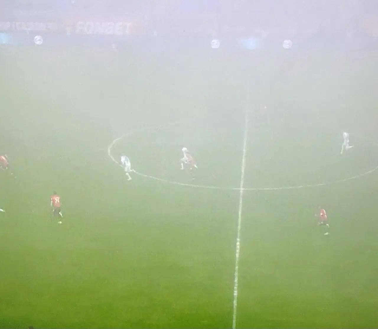 Матч в тумане на «Самара Арене» завершился победой «Пари НН» над «Акроном» 2:1