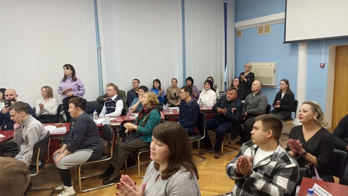 Сила их духа – безгранична! Тольяттинцам с особенными возможностями здоровья вручили именные премии главы города Сила их духа – безгранична! Тольяттинцам с особенными возможностями здоровья вручили именные премии главы города