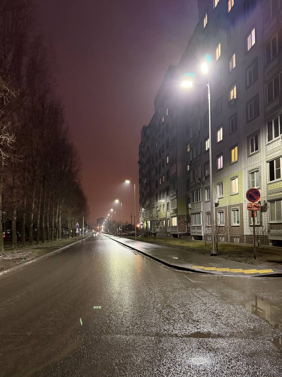 Наружное освещение на новой пешеходной дорожке по бульвару Здоровья включено по постоянной схеме Наружное освещение на новой пешеходной дорожке по бульвару Здоровья включено по постоянной схеме