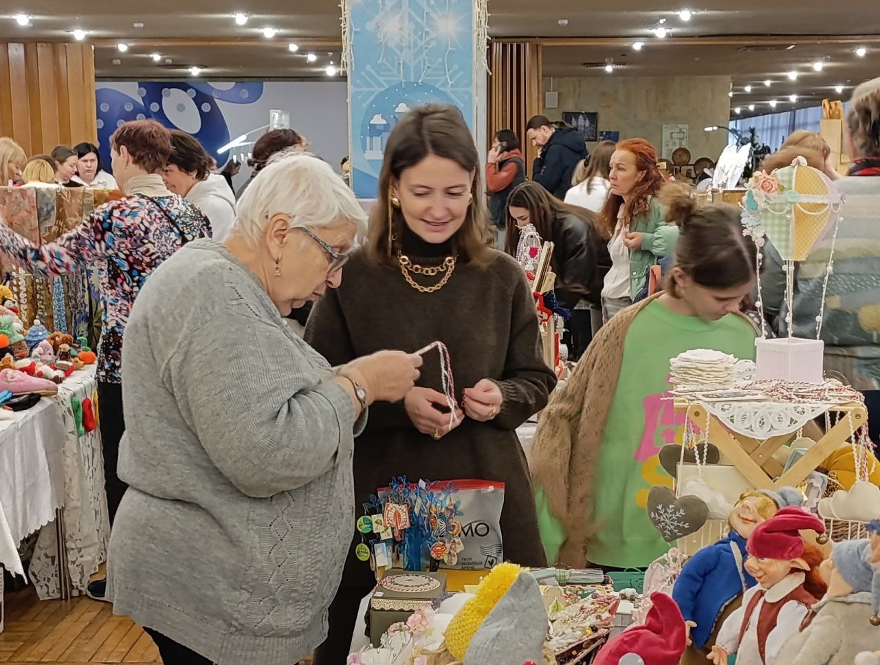 Золотые руки Тольятти!. В КЦ "Автоград" открылась ярмарка "Золотые руки Тольятти" Золотые руки Тольятти!. В КЦ "Автоград" открылась ярмарка "Золотые руки Тольятти"