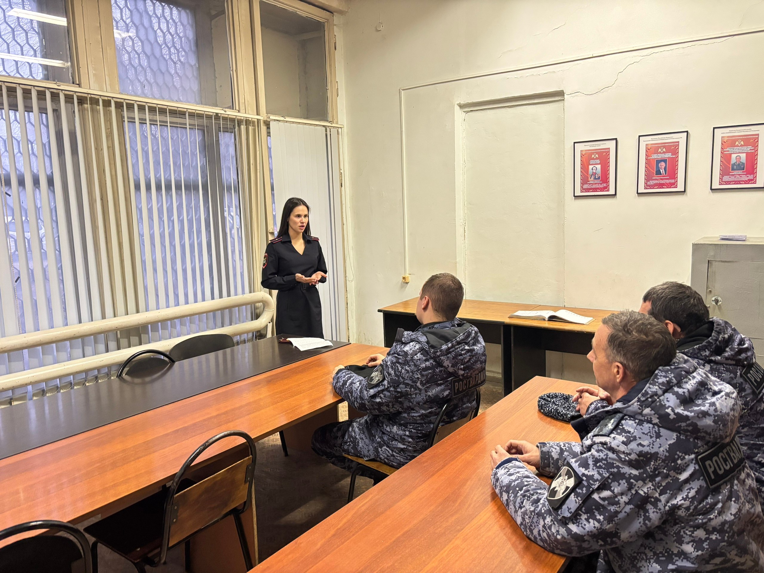 Сотрудники #ГосавтоинспекцииТольятти принимают участие в инструктажах сотрудников Росгвардии межрайонного отдела вневедомственной охраны Сотрудники #ГосавтоинспекцииТольятти принимают участие в инструктажах сотрудников Росгвардии межрайонного отдела вневедомственной охраны