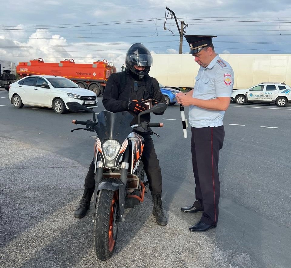 Сегодня свой День рождения отмечает заместитель начальника Госавтоинспекции Тольятти подполковник полиции Денис Гусев! Сегодня свой День рождения отмечает заместитель начальника Госавтоинспекции Тольятти подполковник полиции Денис Гусев!