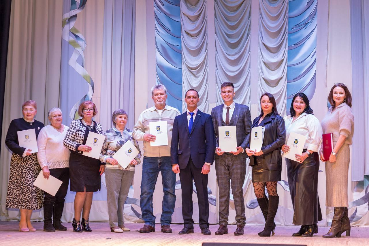 30 лет созидания и единства! 30 лет созидания и единства!