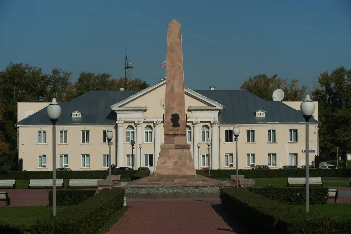 В Тольятти принят бюджет с дефицитом в 620 млн рублей