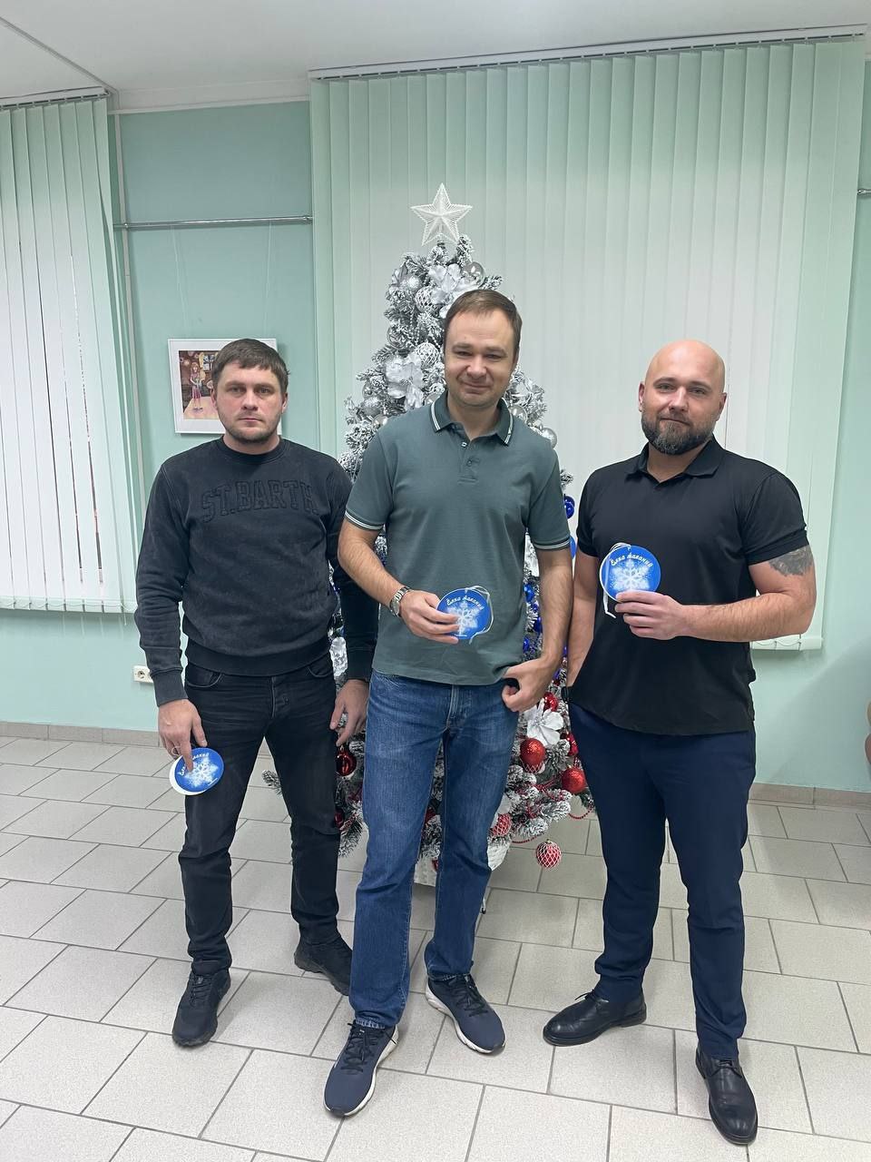 Делаем добро вместе!. К новогодней акции «Елка желаний» присоединяется все больше добрых волшебников Делаем добро вместе!. К новогодней акции «Елка желаний» присоединяется все больше добрых волшебников