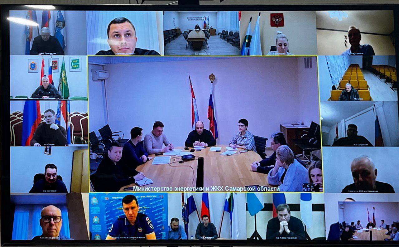 В Самарской области прошел оперативный штаб по ликвидации последствий снегопада и аварийных отключений электроснабжения В Самарской области прошел оперативный штаб по ликвидации последствий снегопада и аварийных отключений электроснабжения