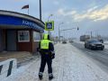 В связи со сложными погодными условиями сотрудники #ГосавтоинспекцииТольятти, в том числе кабинетные работники несут службу в усиленном режиме и проводят работу по организации дорожного движения, в том числе по...