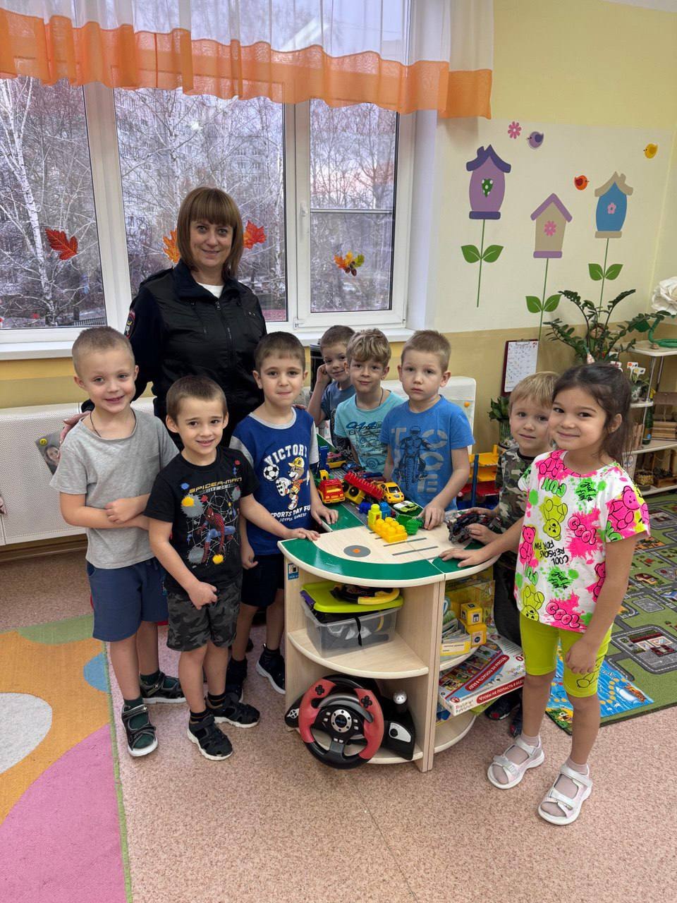 В преддверии новогодних каникул профилактика детского дорожно-транспортного травматизма находится на особом контроле #ГосавтоинспекцииТольятти В преддверии новогодних каникул профилактика детского дорожно-транспортного травматизма находится на особом контроле #ГосавтоинспекцииТольятти