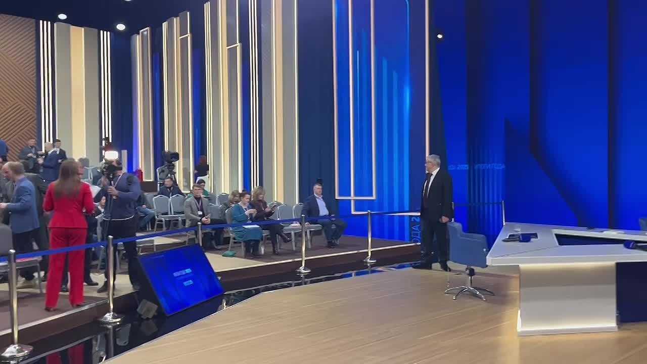 В Гостином дворе уже всё готово к программе «Итоги года с Владимиром Путиным»