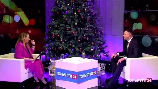 Илья Сухих: «Как прошёл для нашей семьи 2025 год? Интересно прошёл: был на рыбалке, ездили на машине с семьей на море. Побывали в гостях у тёщи. У нас с ней свои темы для разговоров»