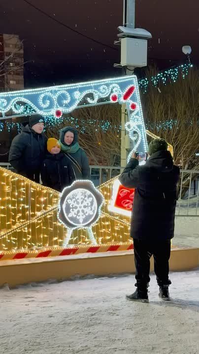 Илья Сухих: Ледовый городок на Центральной площади открыт!