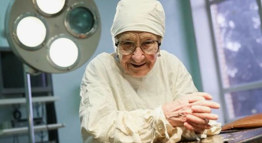 Ряженка: уникальный напиток, который заботится о здоровье пожилых людей