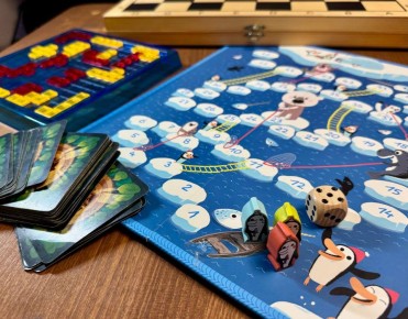 Когда все новогодние фильмы пересмотрены, а сладости съедены!