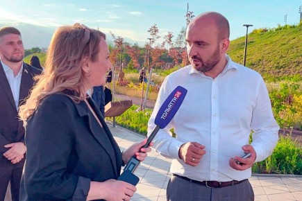 Губернатор Самарской области Вячеслав Федорищев поздравил сотрудников и ветеранов средств массовой информации с Днём российской печати