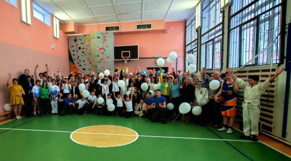 Вместе мы можем больше!. В Центре помощи детям «Единство» состоялось торжественное открытие нового спортивного объекта - скалодрома