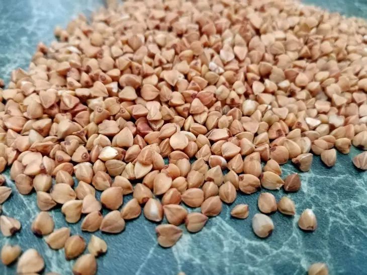 Какая каша на завтрак самая полезная и как выбрать лучшую для здоровья: гречневая, овсяная или рисовая