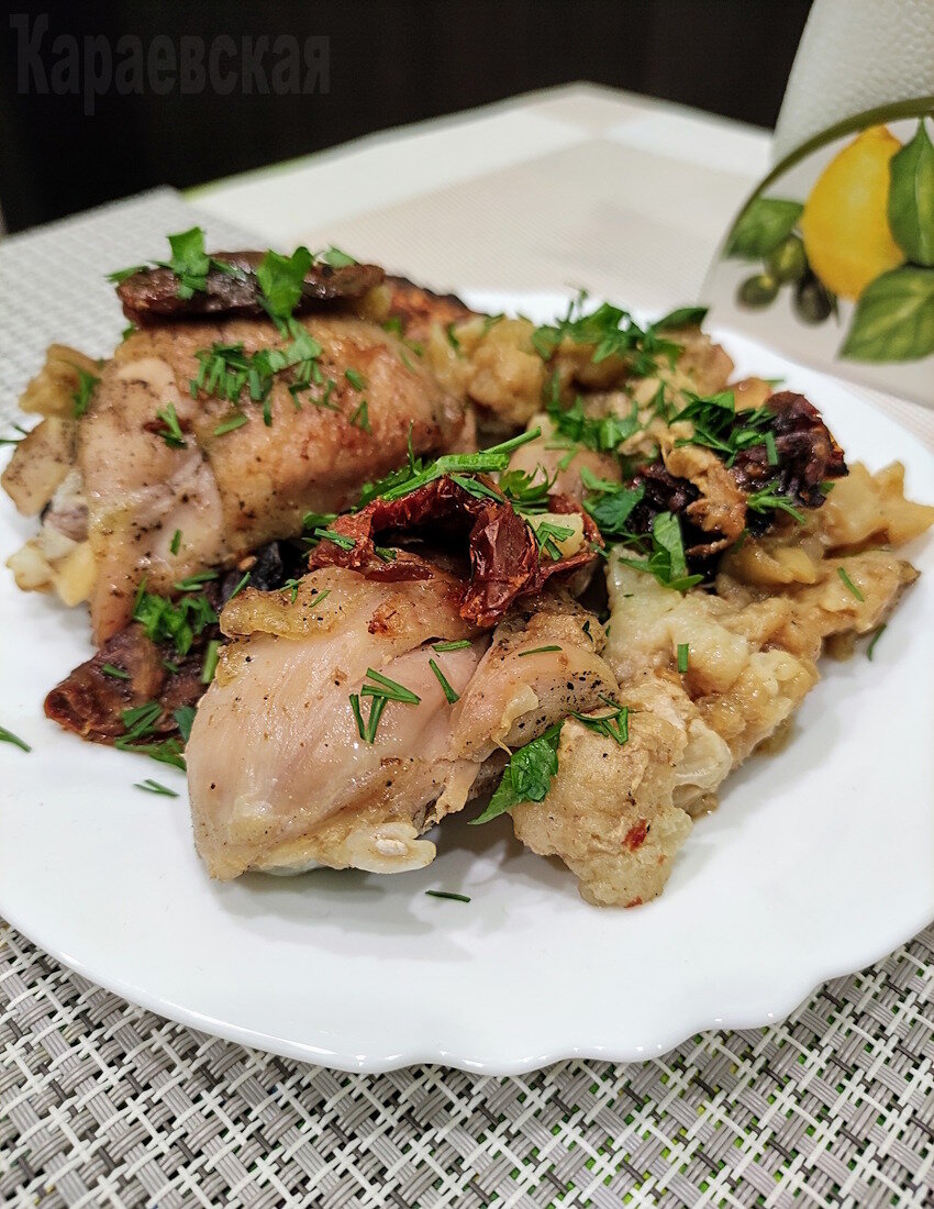 Курица с вялеными помидорами: новый взгляд на привычное блюдо